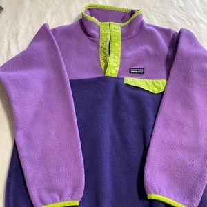 Girls Patagonia pullover